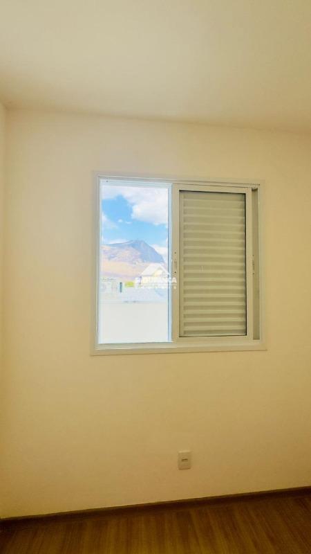 Apartamento à venda no ESPLANADINHA: 