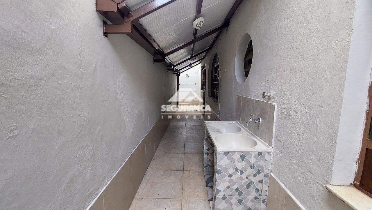Casa para aluguel no VILA BRETAS: ÁREA DE SERVIÇO