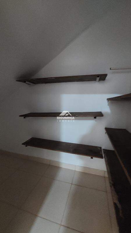 Casa para aluguel no VILA BRETAS: DESPENSA