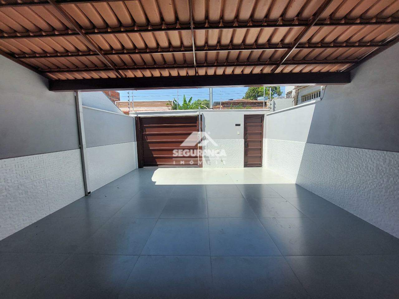 Casa para aluguel no Santa Rita: GARAGEM