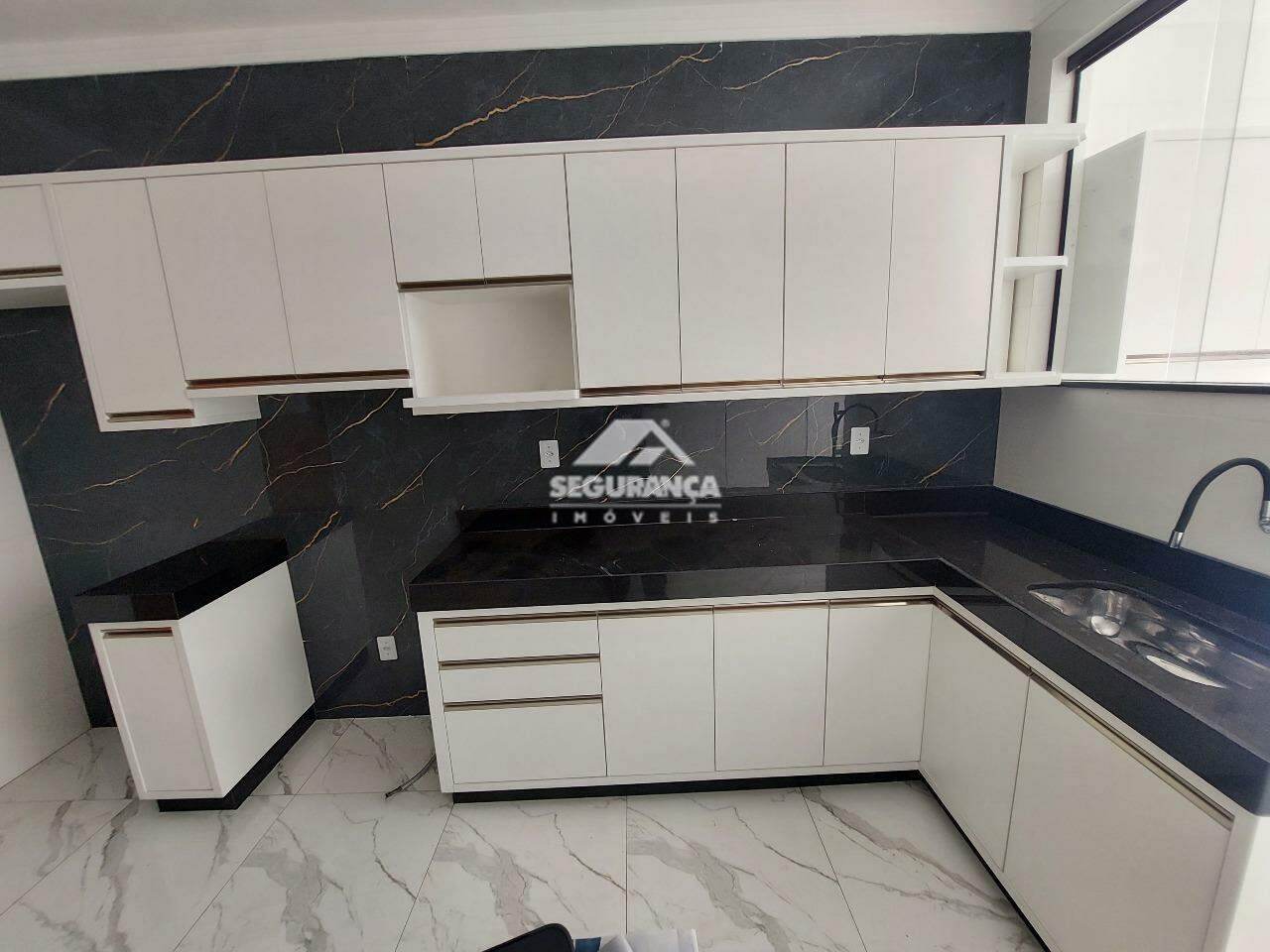 Casa para aluguel no Santa Rita: COZINHA