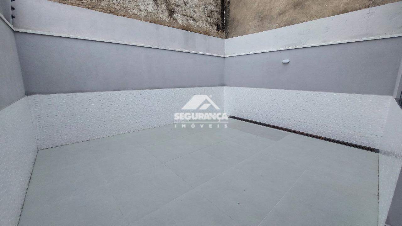 Casa para aluguel no Santa Rita: ÁREA DE SERVIÇO