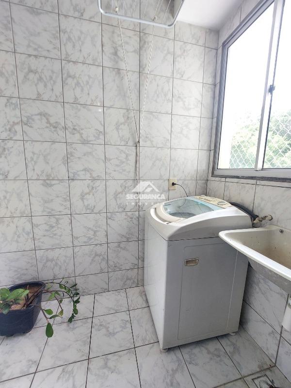 Apartamento para aluguel no PARQUE DAS AROEIRAS: ÁREA DE SERVIÇO