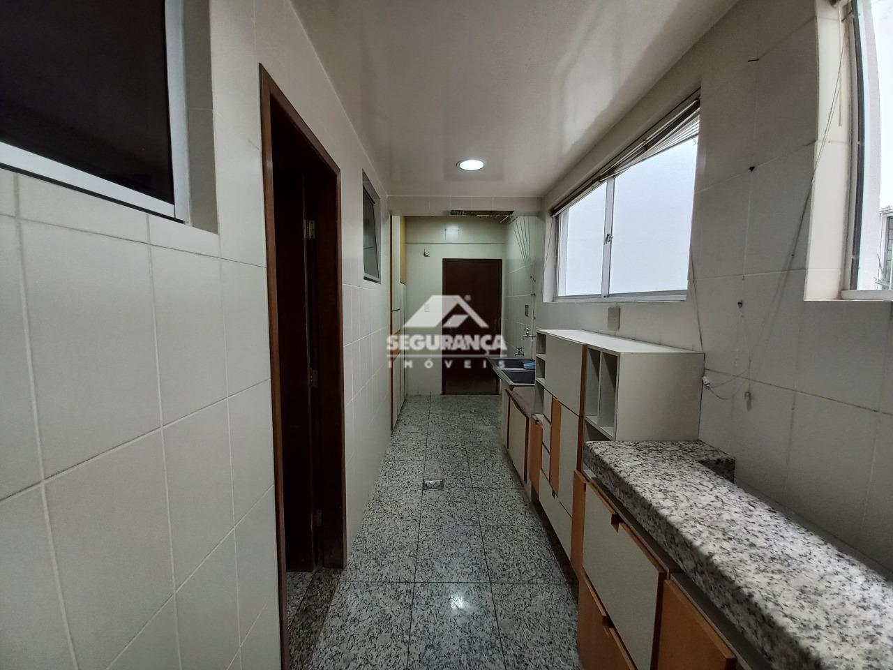 Apartamento à venda no MARIA EUGENIA: AREA DE SERVIÇO