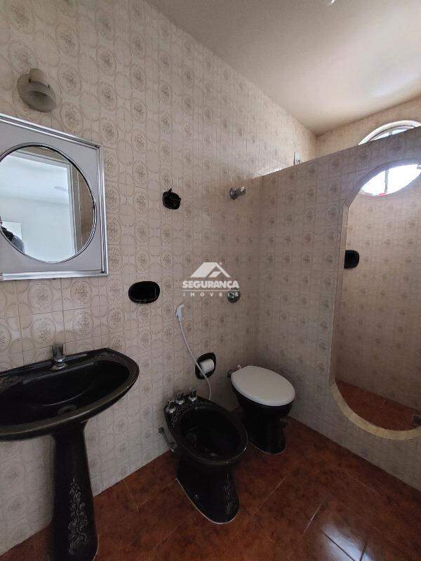 Apartamento para aluguel no Ilha dos Araújos: BANHEIRO DA SUÍTE (2)