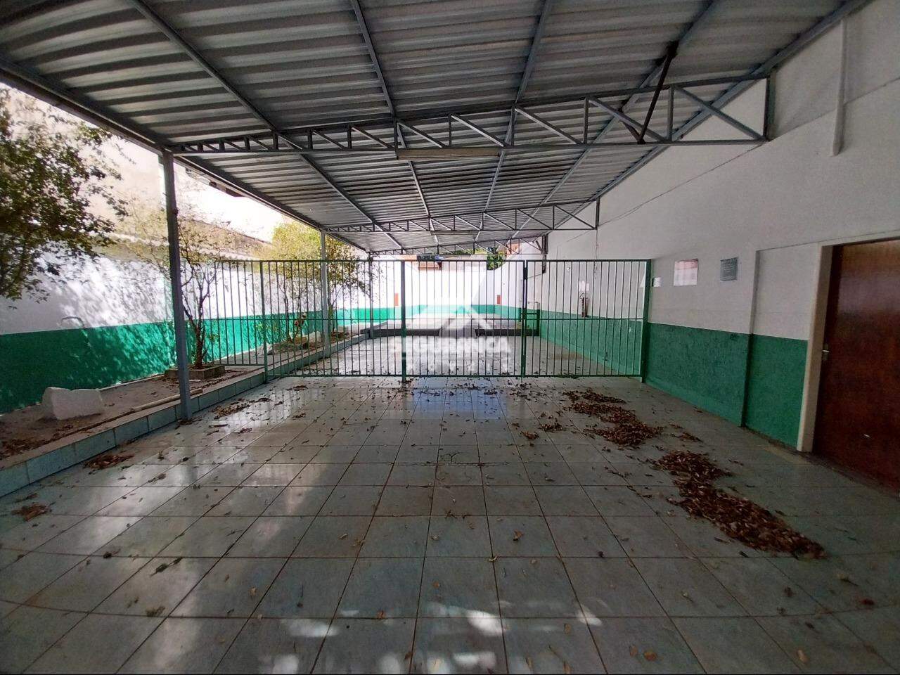 Loja para aluguel no São Pedro: GARAGEM