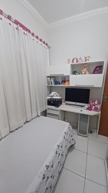 Apartamento à venda no CASTANHEIRAS II: 
