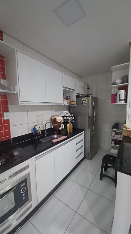 Apartamento à venda no CASTANHEIRAS II: 