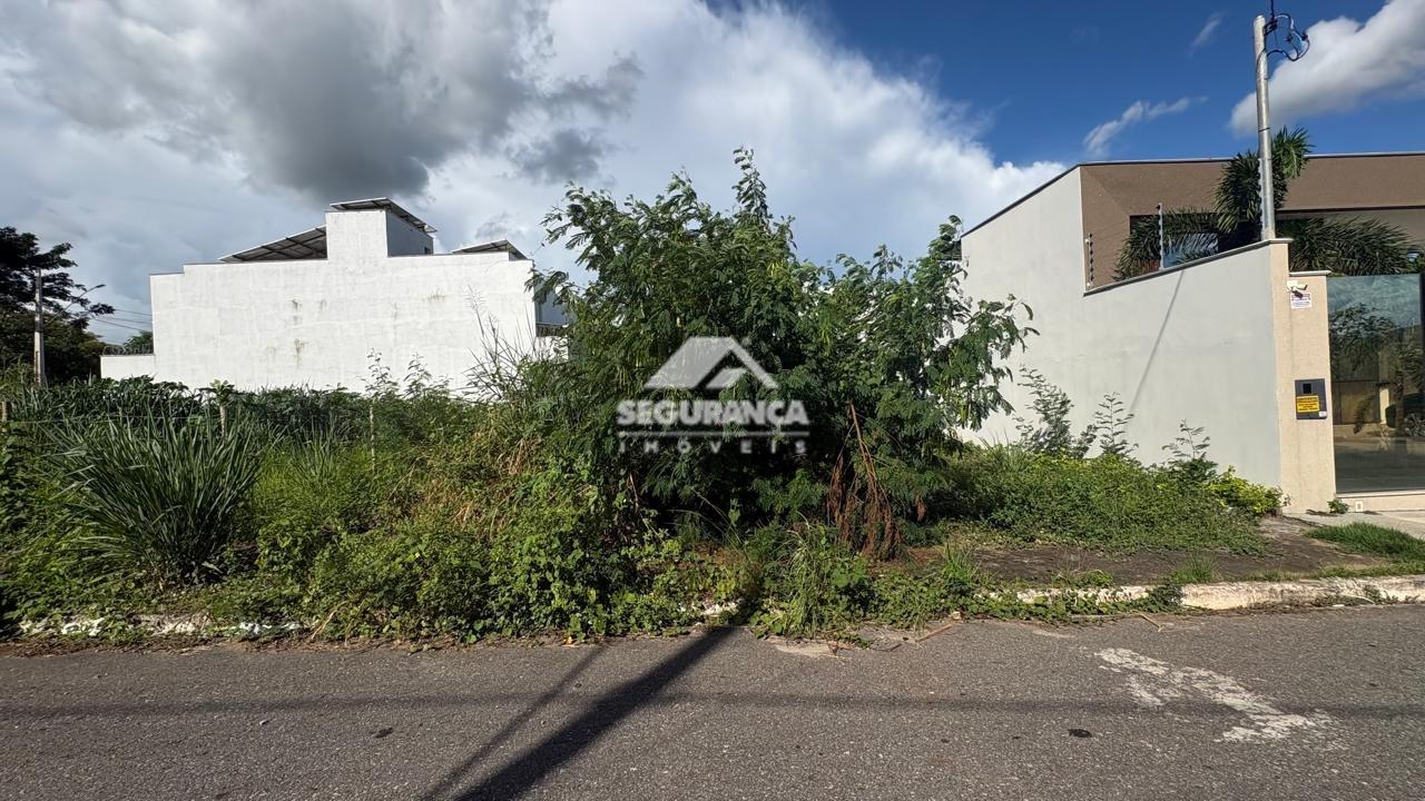 Lote à venda no Univale: 