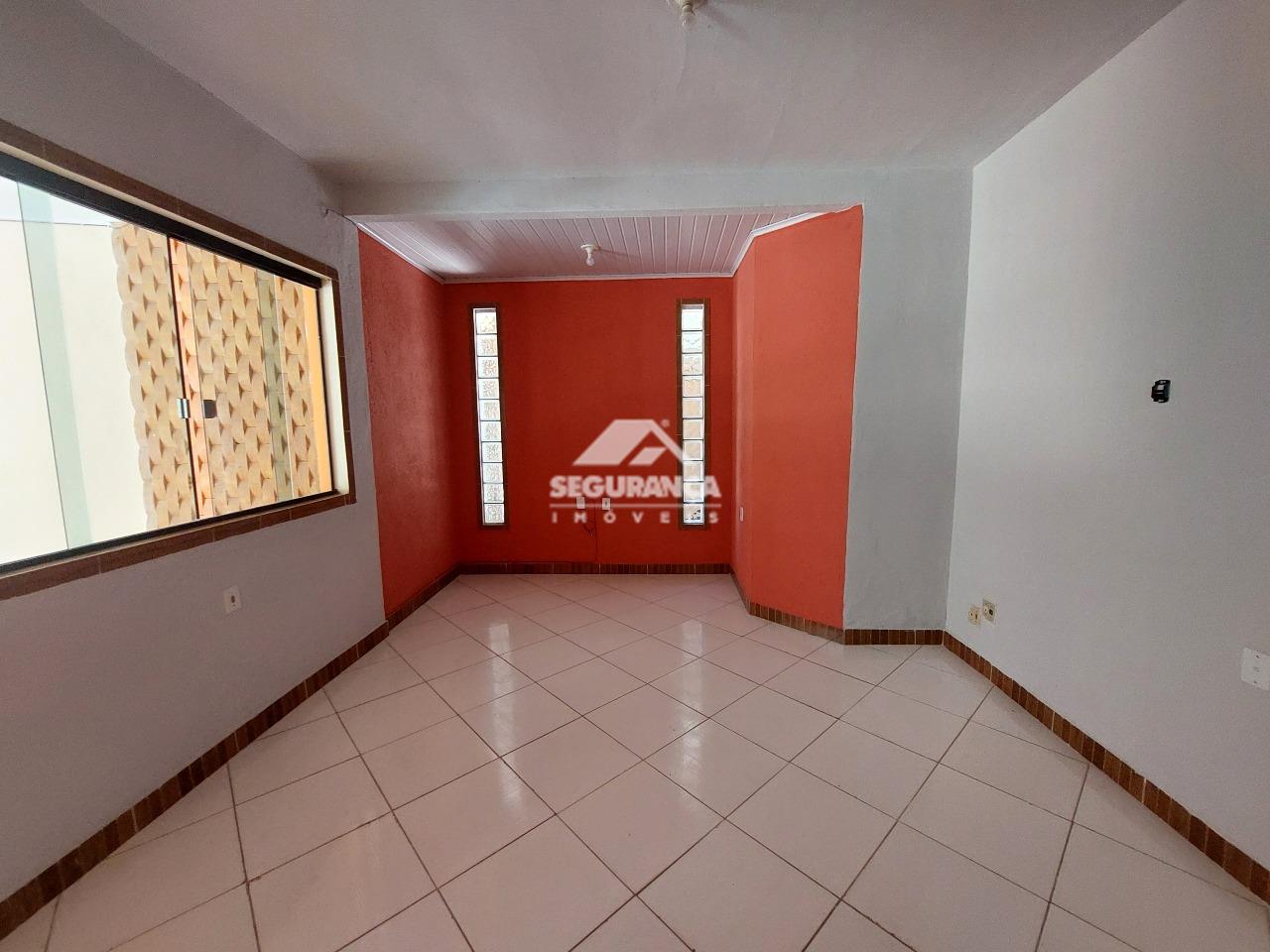 Casa para aluguel no Universitário: SALA