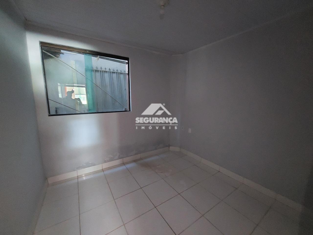 Casa para aluguel no Universitário: QUARTO (2)