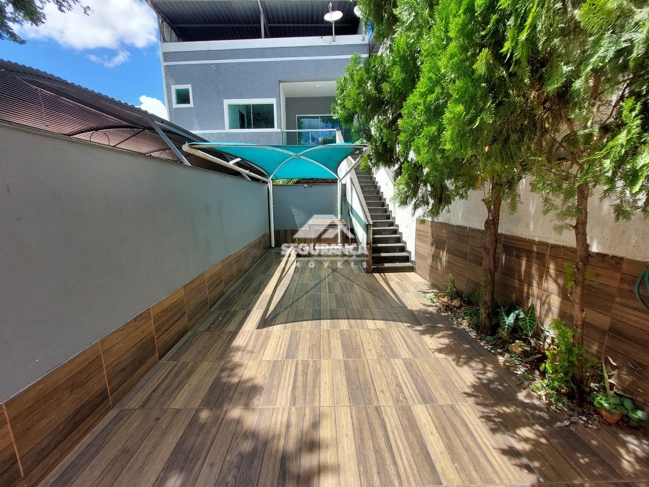 Casa para aluguel no Lourdes: GARAGEM