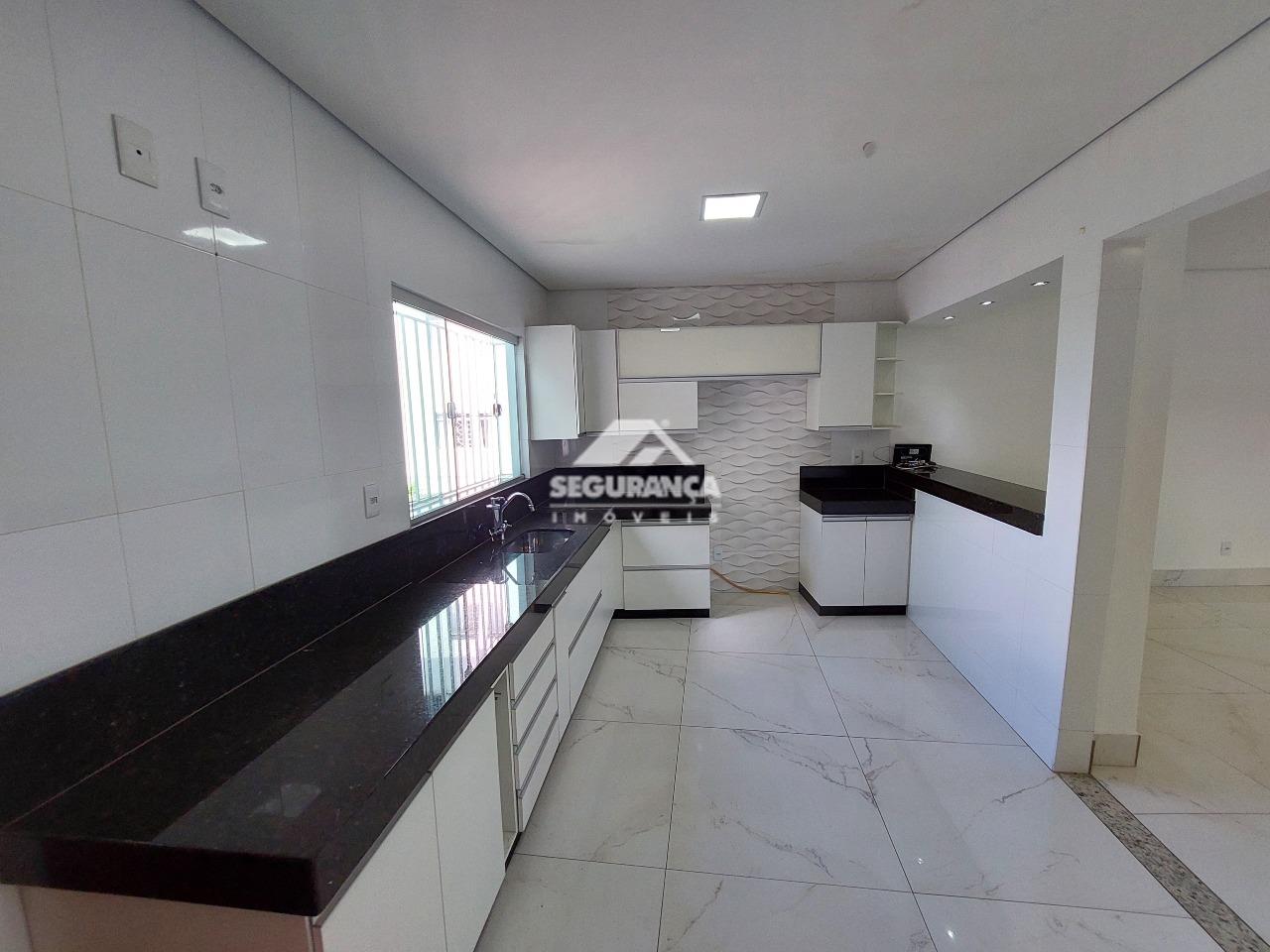 Casa para aluguel no Lourdes: COZINHA