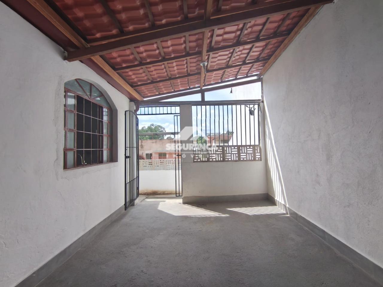 Casa à venda no Lourdes: 