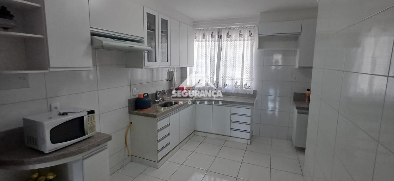 Apartamento à venda no GRA DUQUESA: 