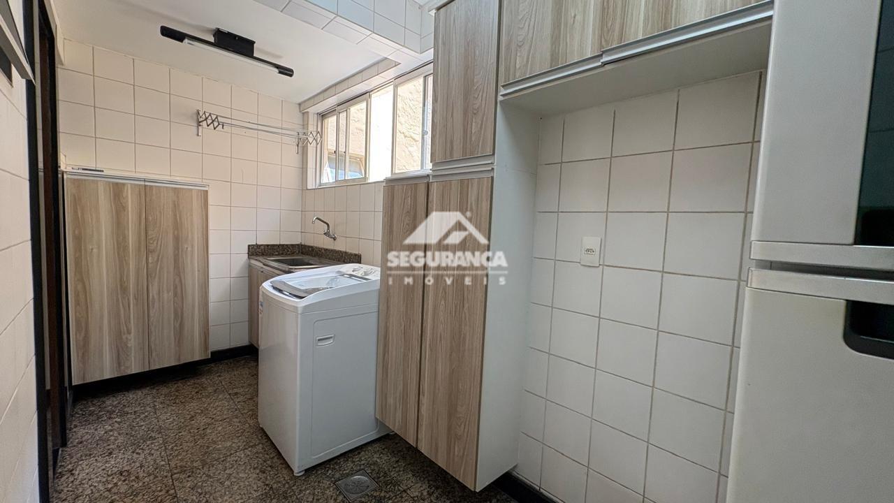 Apartamento cobertura à venda no Centro: 