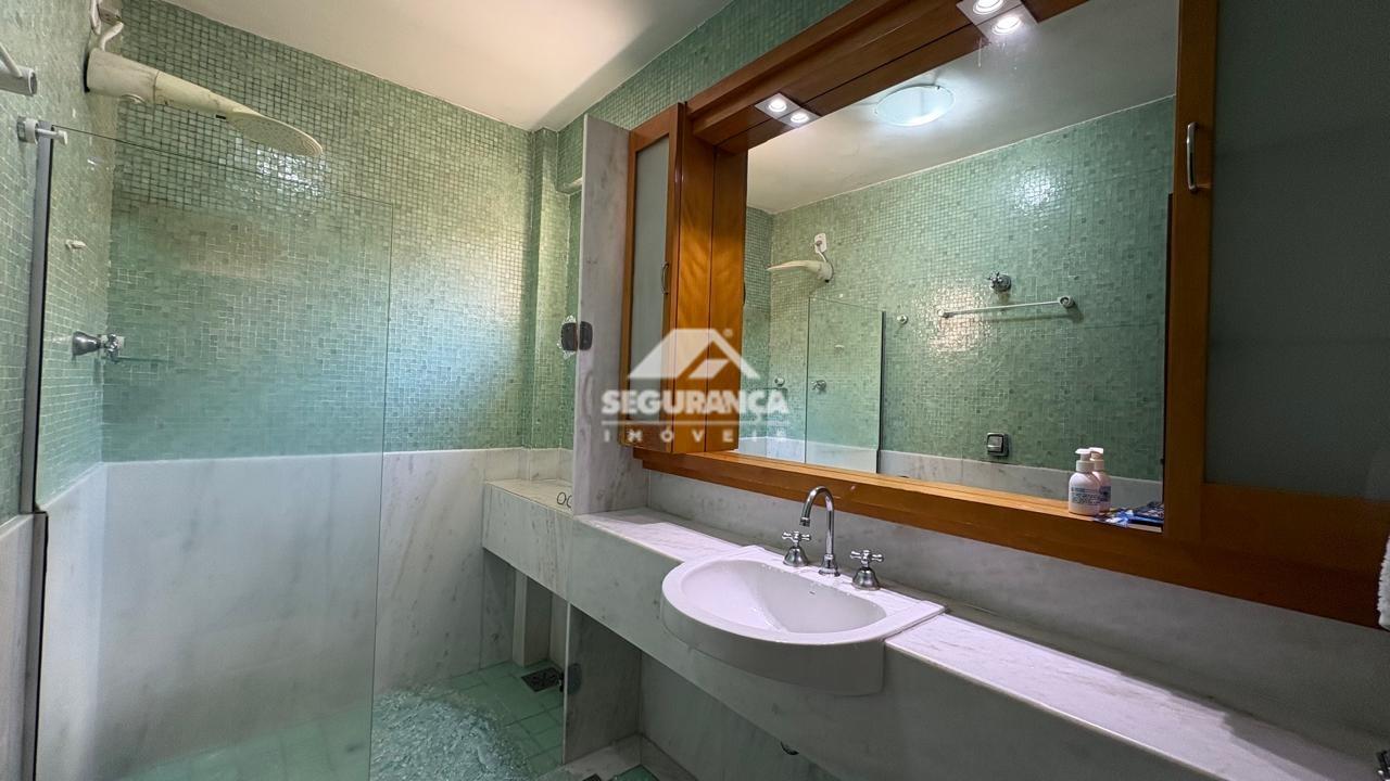 Apartamento cobertura à venda no Centro: 