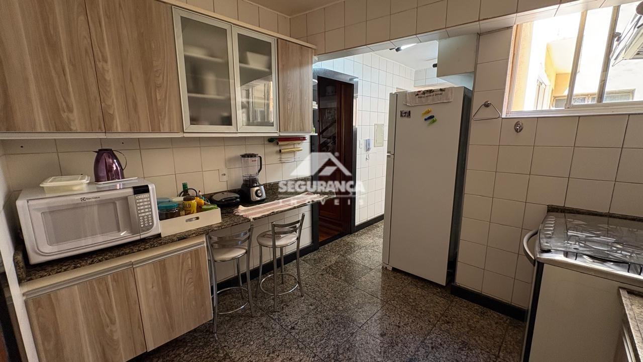 Apartamento cobertura à venda no Centro: 