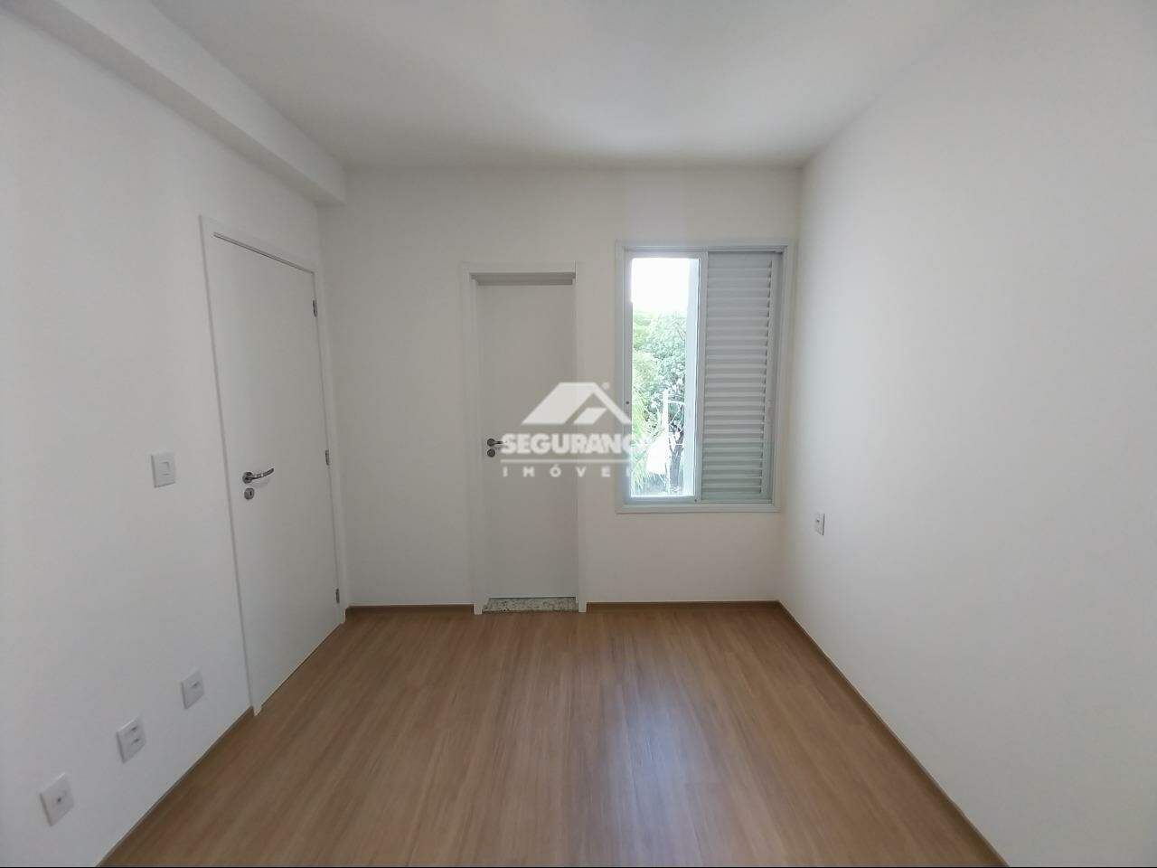 Apartamento para aluguel no ESPLANADINHA: SUÍTE
