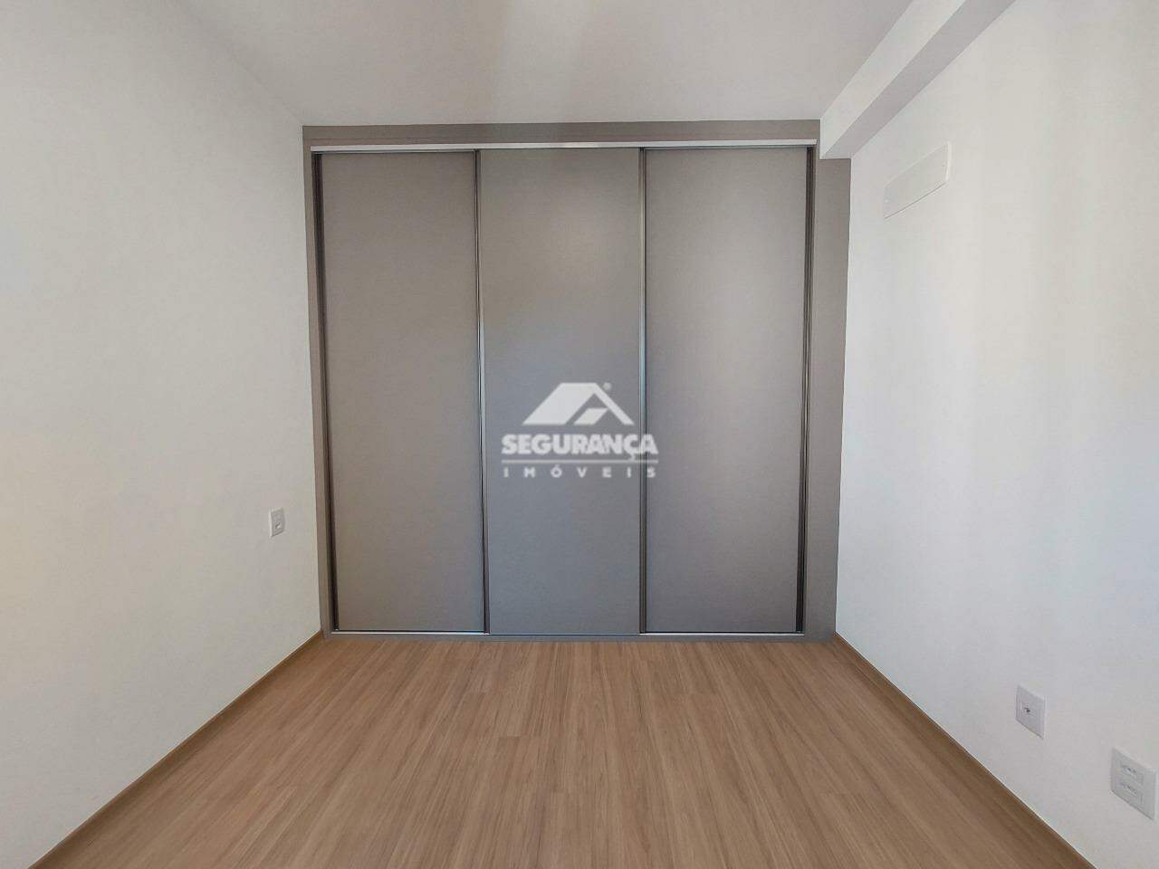 Apartamento para aluguel no ESPLANADINHA: SUÍTE