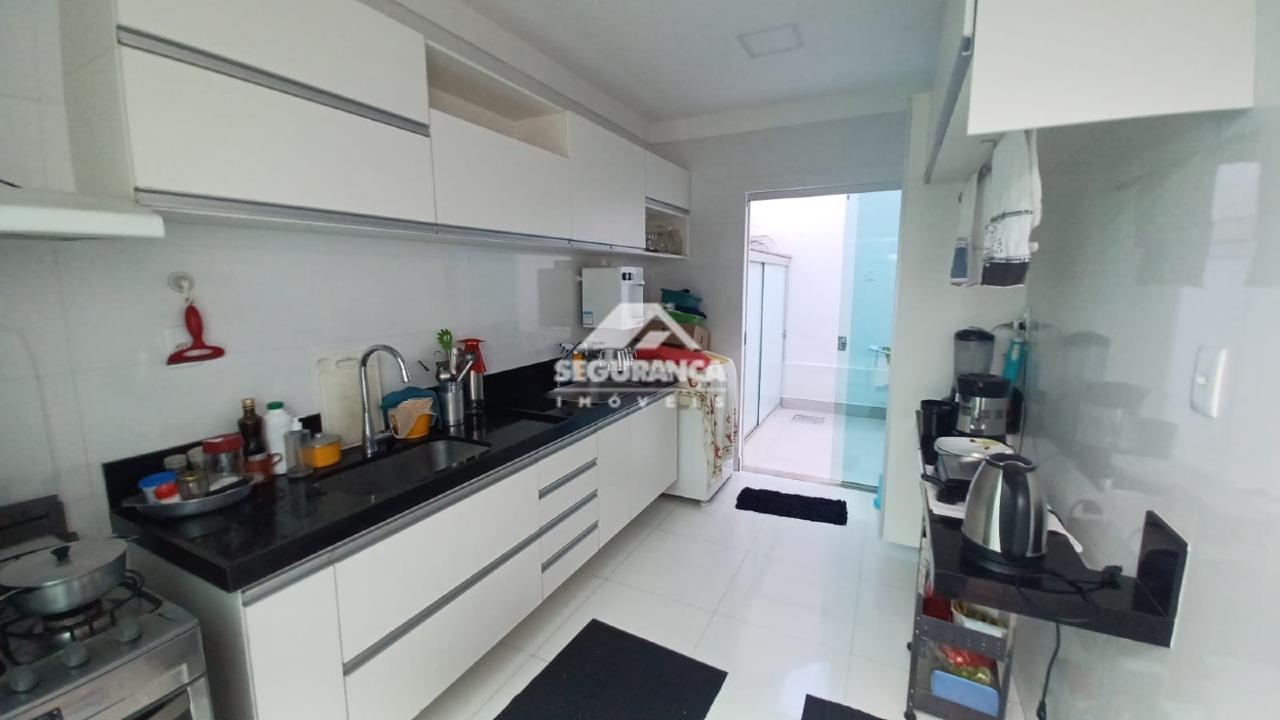 Casa à venda no GrãDuquesa: 