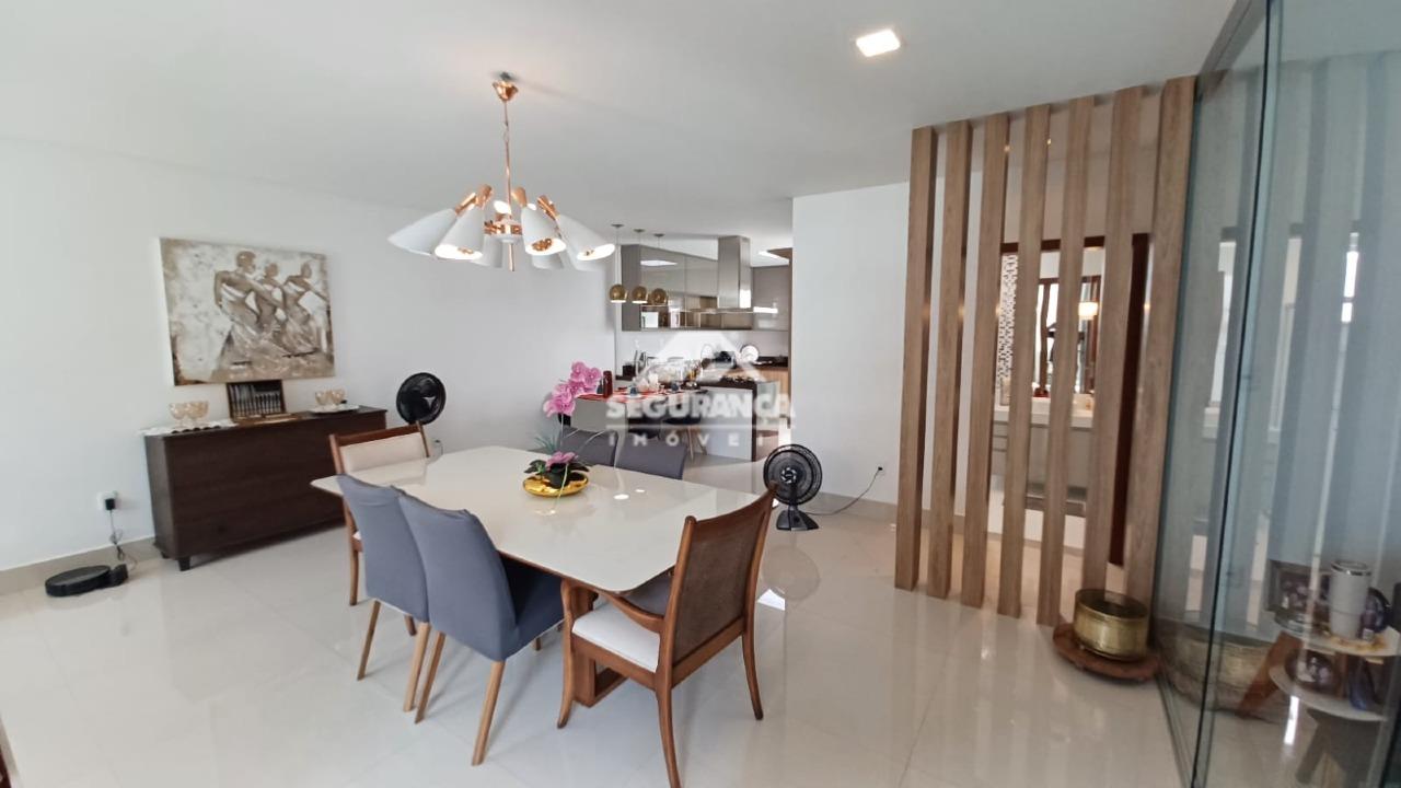 Casa à venda no GrãDuquesa: 