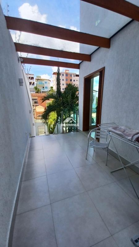 Casa à venda no GrãDuquesa: 