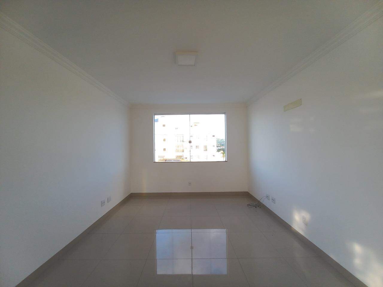 Apartamento para aluguel no VILA BRETAS: SALA