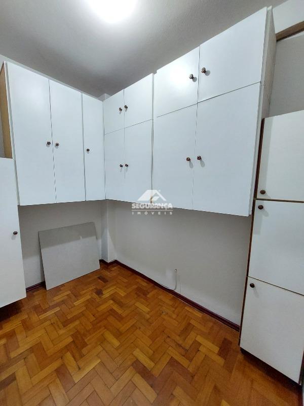 Apartamento para aluguel no Centro: DCE