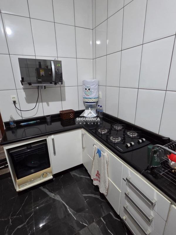 Casa à venda no GRA DUQUESA: 