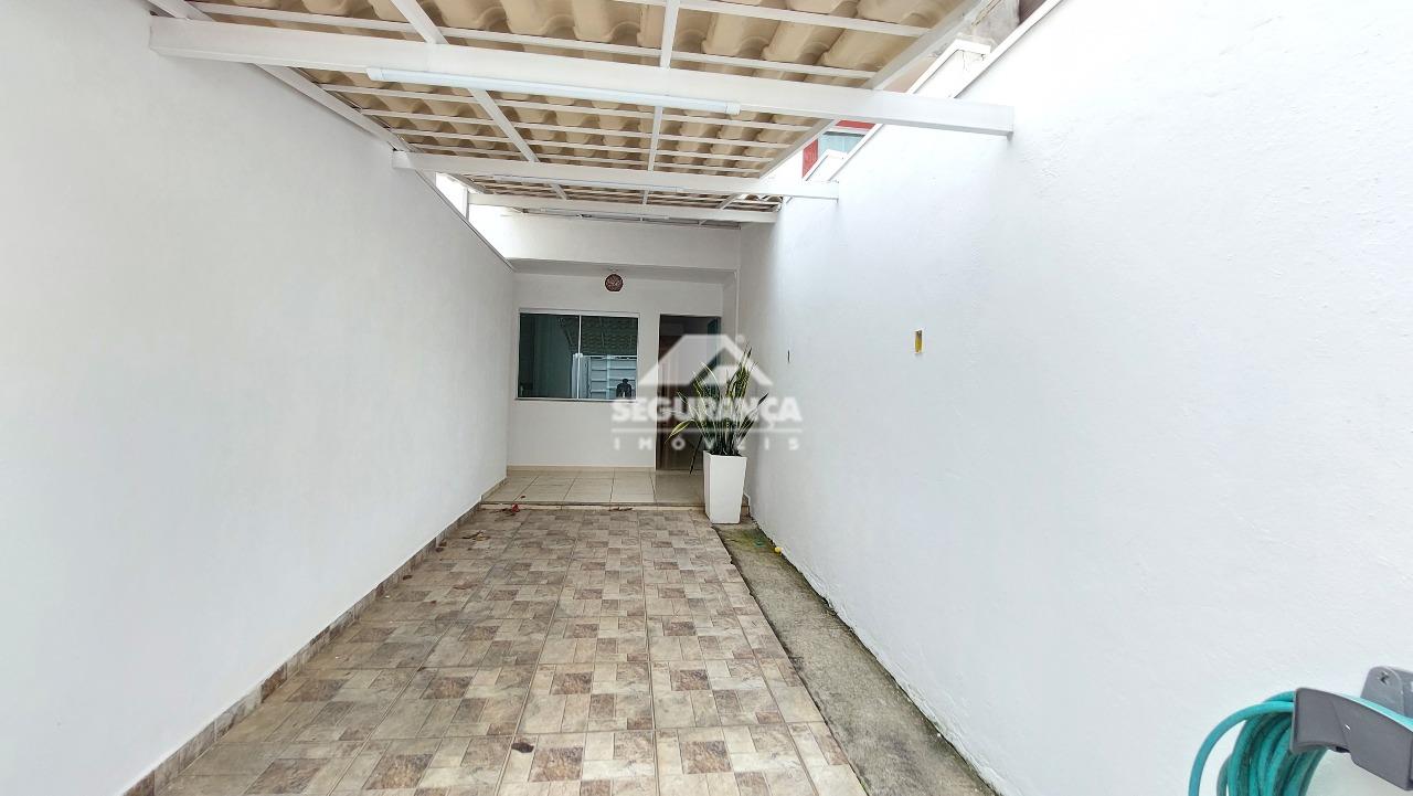 Casa para aluguel no VALE DO SOL II: GARAGEM