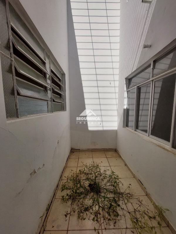 Casa para aluguel no Centro: CLARA BOIA