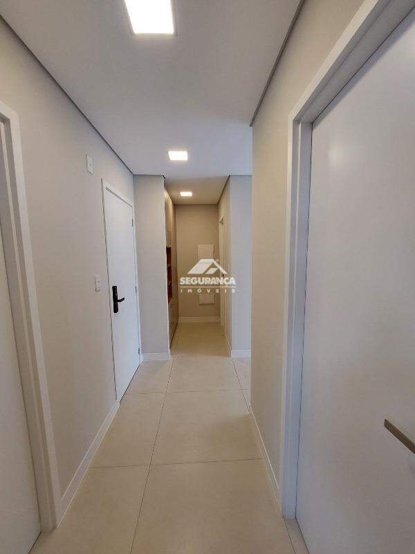 Apartamento para aluguel no VILA BRETAS: HALL