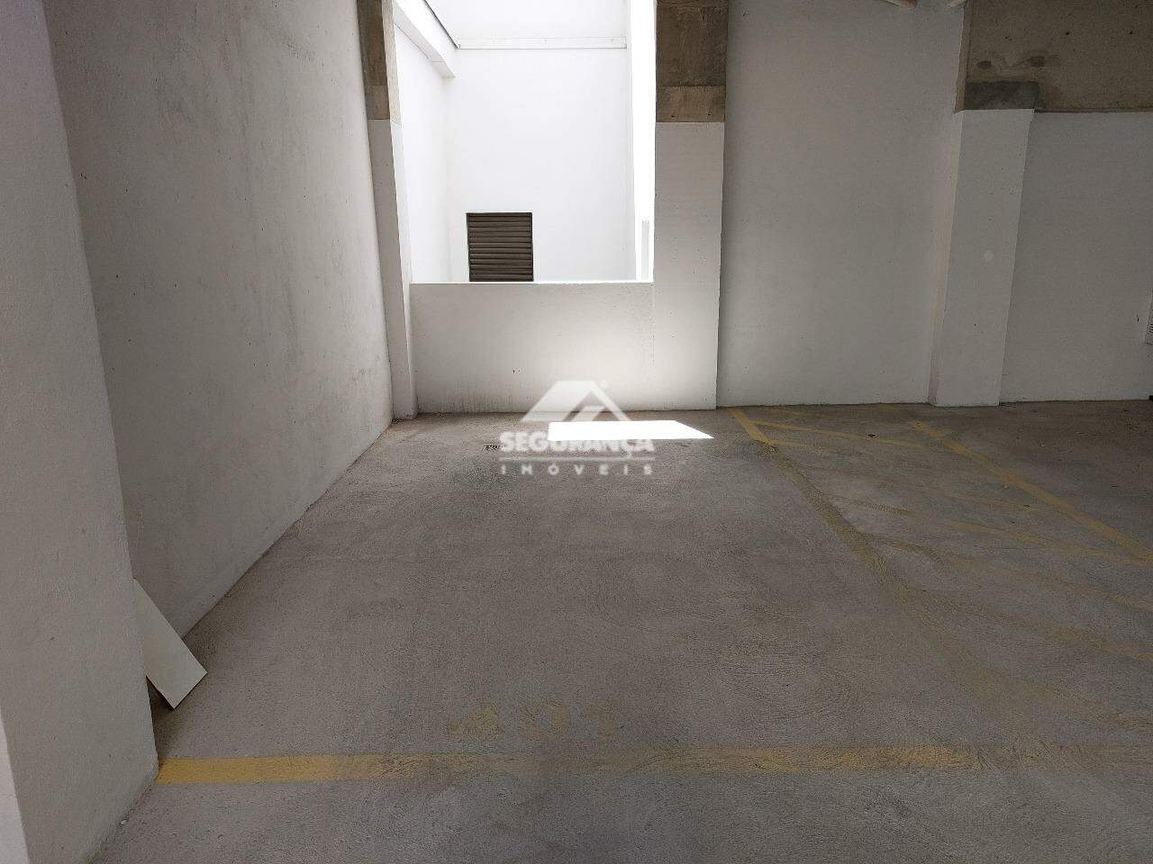 Apartamento para aluguel no VILA BRETAS: GARAGEM