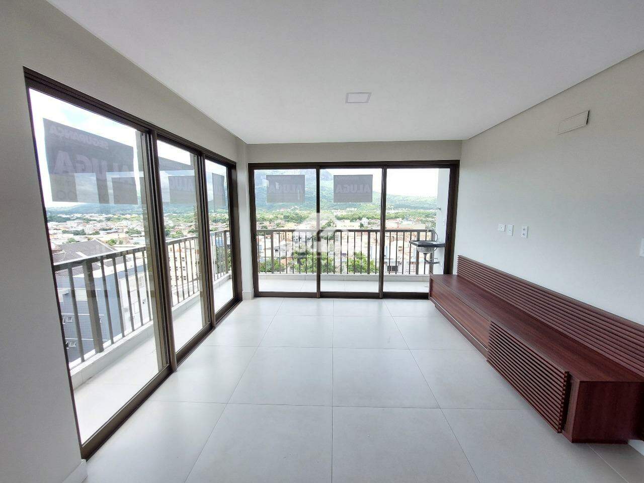 Apartamento para aluguel no VILA BRETAS: SALA