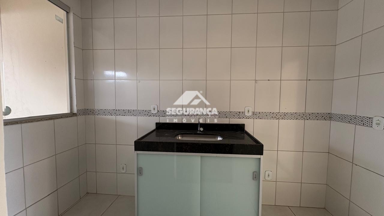 Casa à venda no TIRADENTES: 