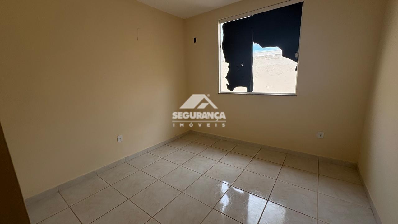 Casa à venda no TIRADENTES: 