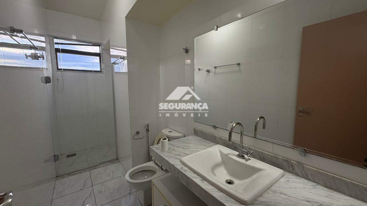 Apartamento cobertura à venda no Centro: