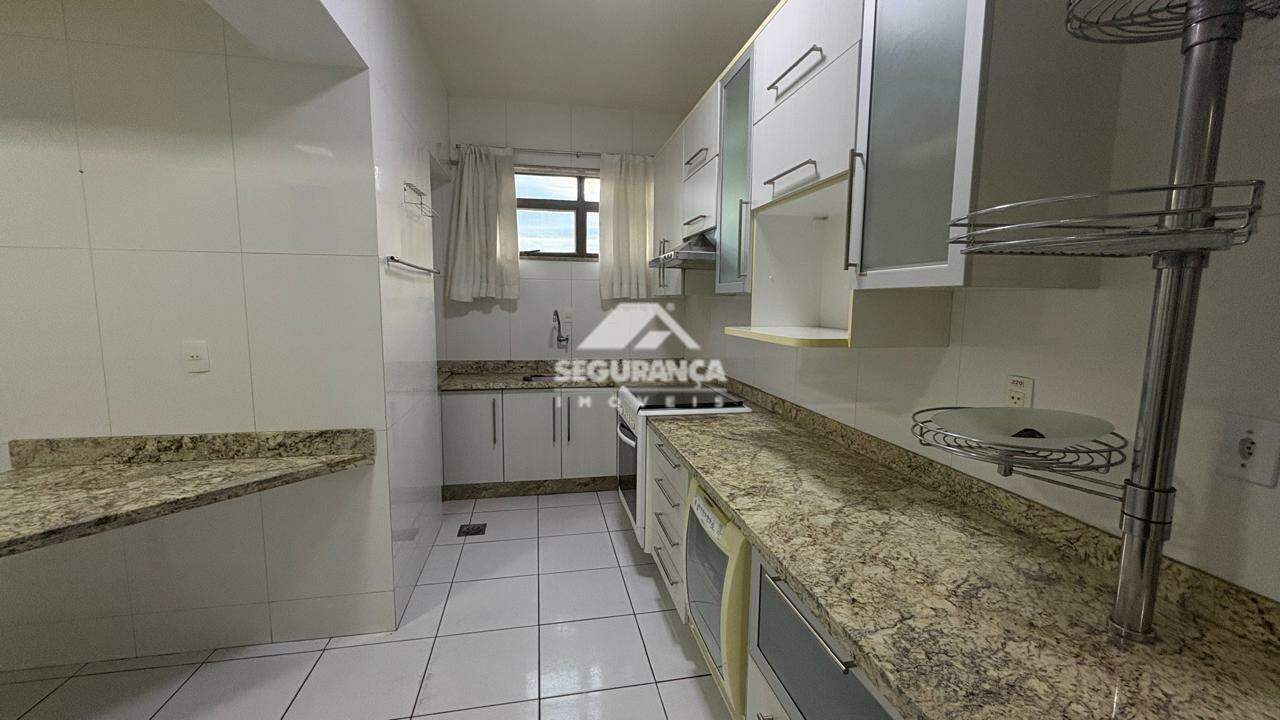 Apartamento cobertura à venda no Centro: