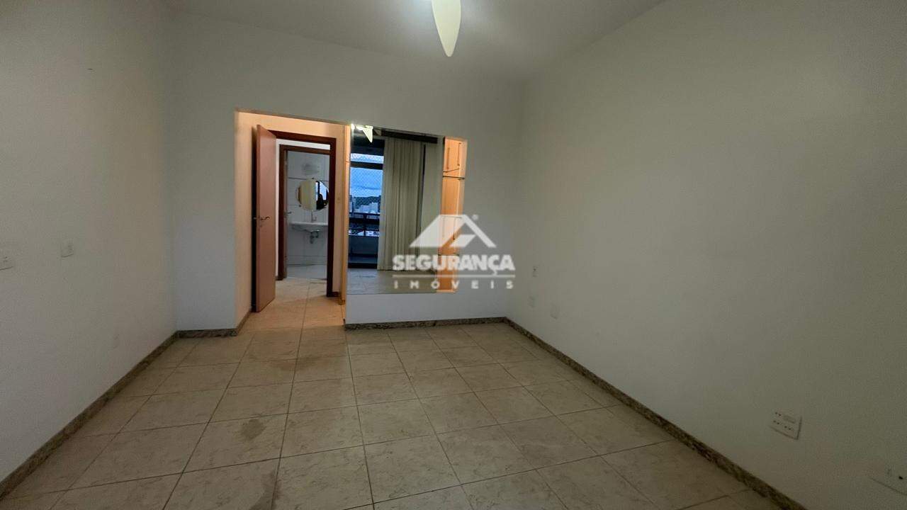 Apartamento cobertura à venda no Centro: