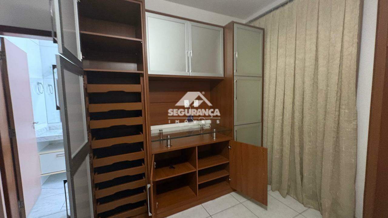 Apartamento cobertura à venda no Centro: 