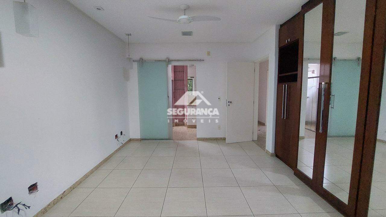 Apartamento para aluguel no Esplanada: SUÍTE