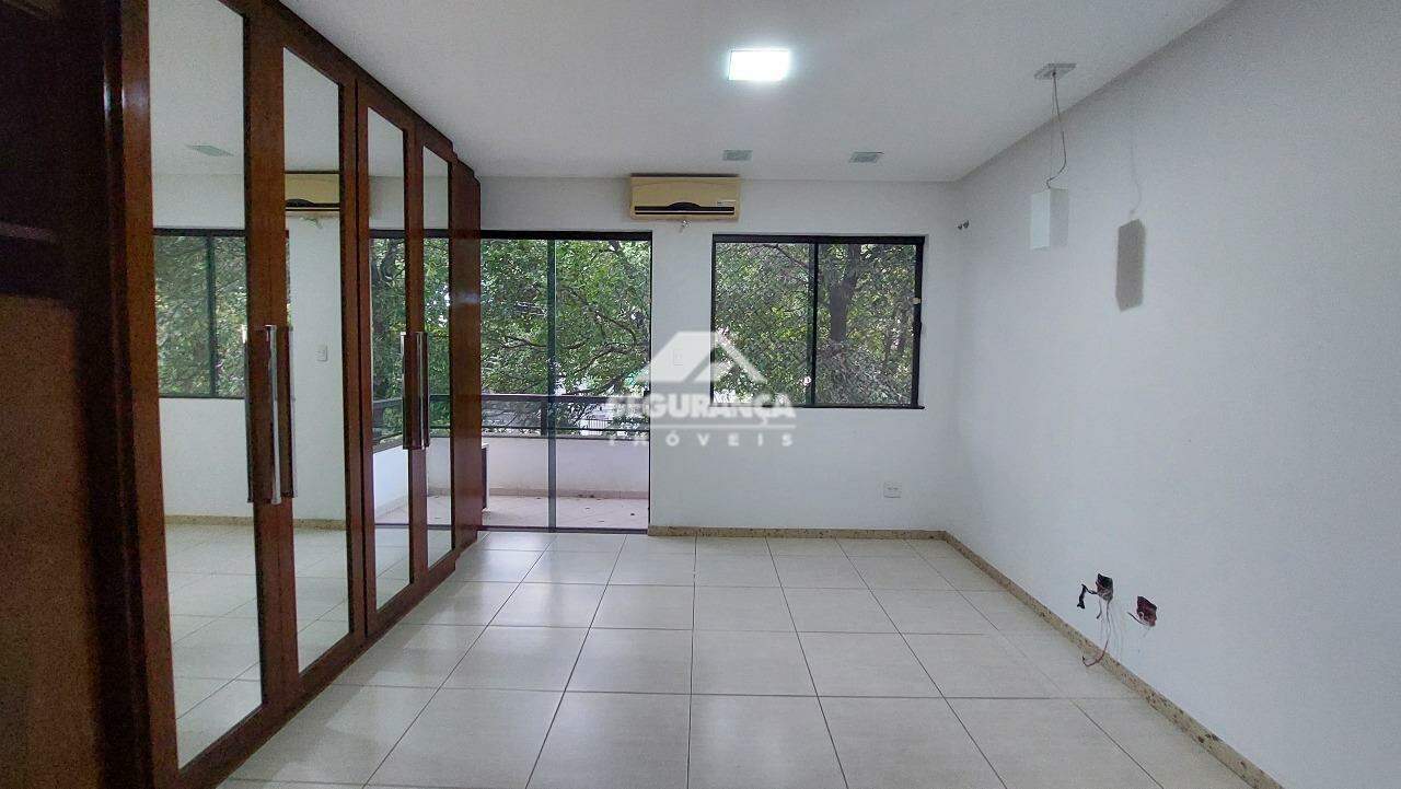 Apartamento para aluguel no Esplanada: SUÍTE