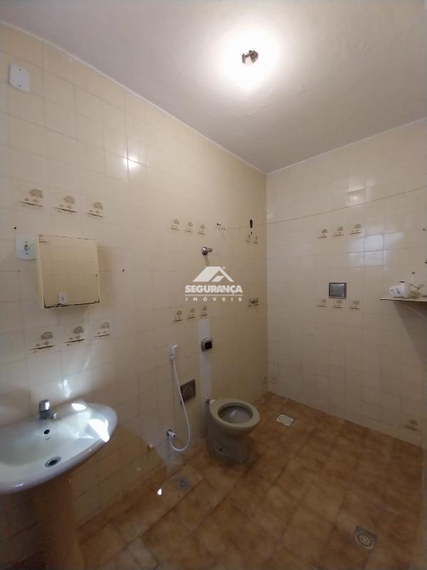 Casa para aluguel no Universitário: SUÍTE