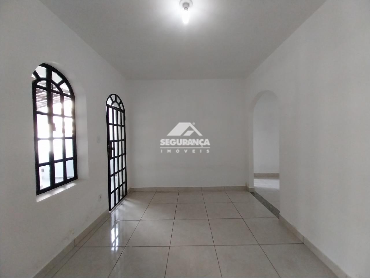 Casa para aluguel no Universitário: SALA