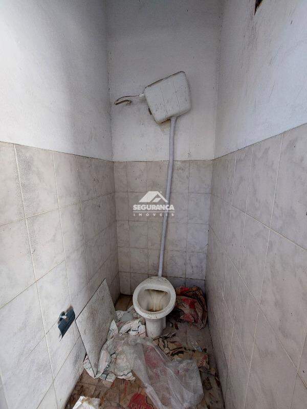 Loja para aluguel no NOSSA SENHORA DAS GRACAS: BANHEIRO EXTERNO (1)