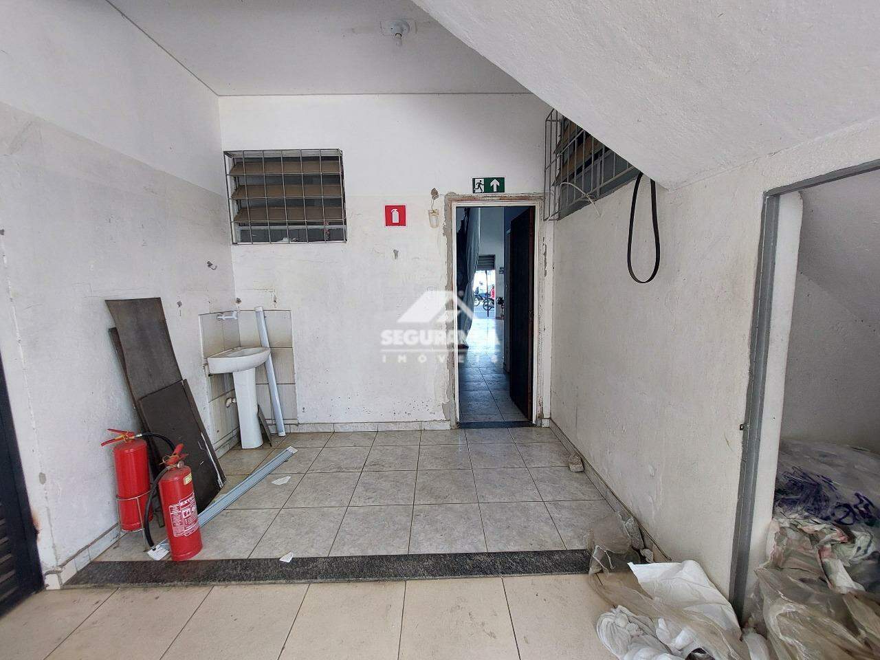 Loja para aluguel no NOSSA SENHORA DAS GRACAS: ÁREA DE SERVIÇO EXTERNA