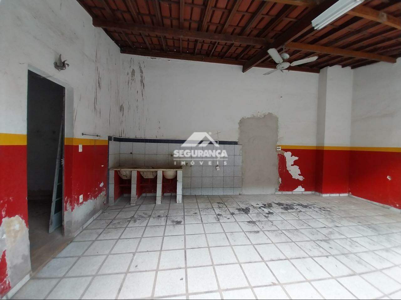 Galpão para aluguel no Centro:  PÁTIO