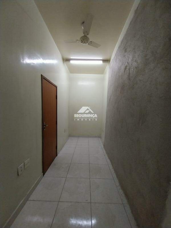 Galpão para aluguel no Centro: HALL