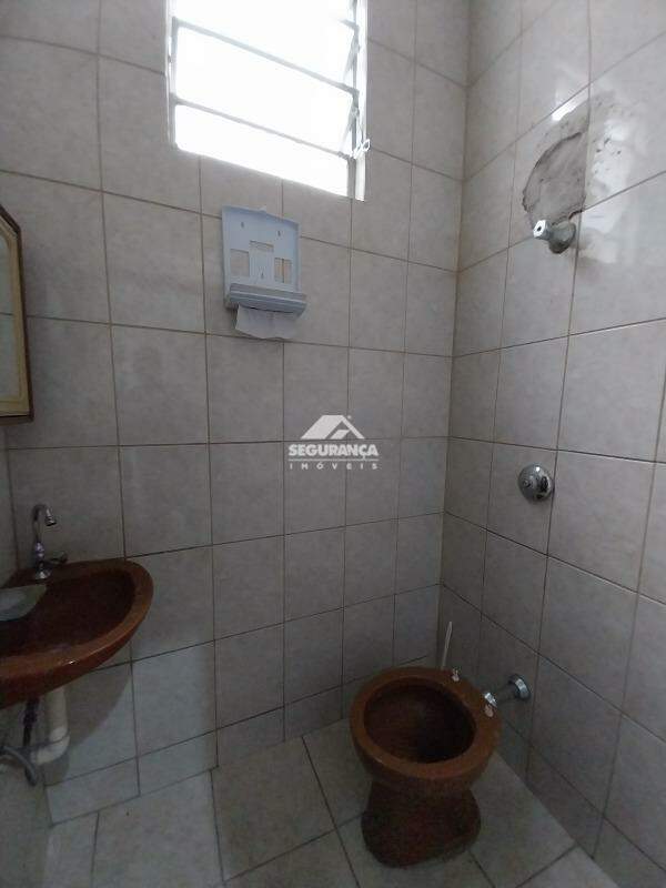 Galpão para aluguel no Centro: BANHEIRO 1